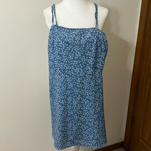 Cute short dress perfect for summer size XS